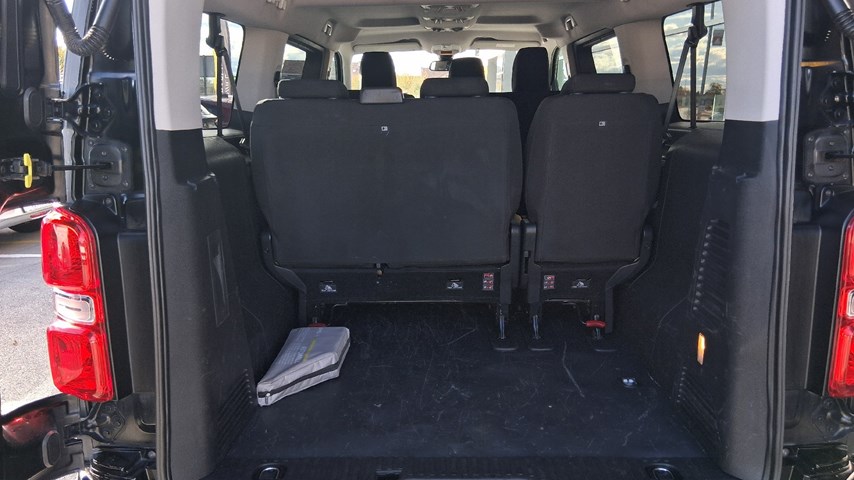 RABLJENO VOZILO OPEL ZAFIRA LIFE L2H1 BUSINESS D 1.5 DIE Mehanički mjenjač DIESEL 65746