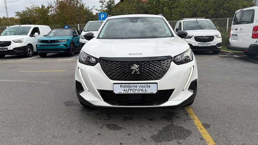 RABLJENO VOZILO PEUGEOT 2008 1,2 PURETECH ALLURE Mehanički mjenjač BENZIN 100252
