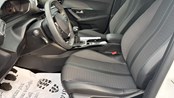 RABLJENO VOZILO PEUGEOT 2008 1,2 PURETECH ALLURE Mehanički mjenjač BENZIN 100252