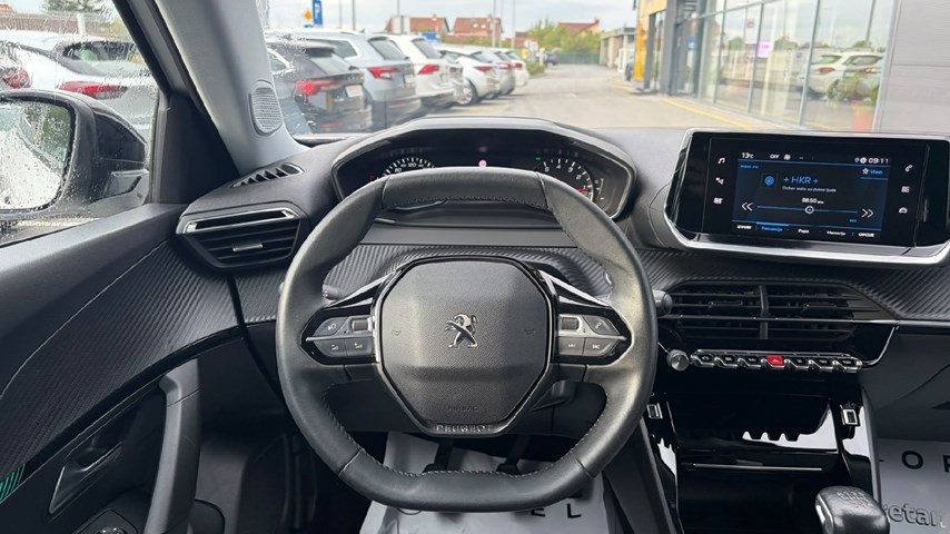 RABLJENO VOZILO PEUGEOT 2008 1,2 PURETECH ALLURE Mehanički mjenjač BENZIN 100252