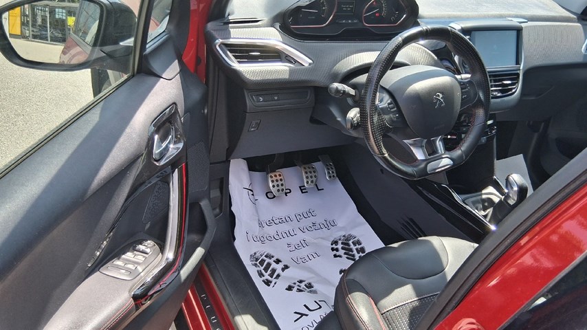 RABLJENO VOZILO PEUGEOT 2008 1,2 PURETECH Mehanički mjenjač BENZIN 65716