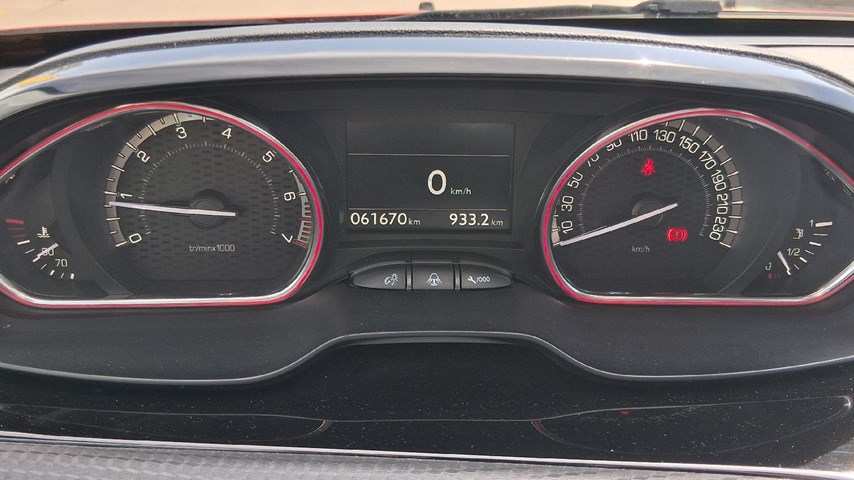 RABLJENO VOZILO PEUGEOT 2008 1,2 PURETECH Mehanički mjenjač BENZIN 65716