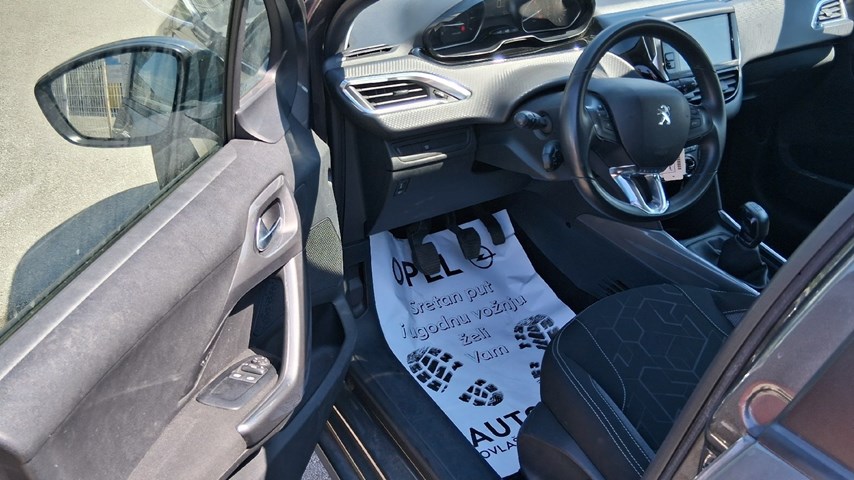 RABLJENO VOZILO PEUGEOT 2008 1,2 PURETECH S-S ACTIVE Mehanički mjenjač BENZIN 100214