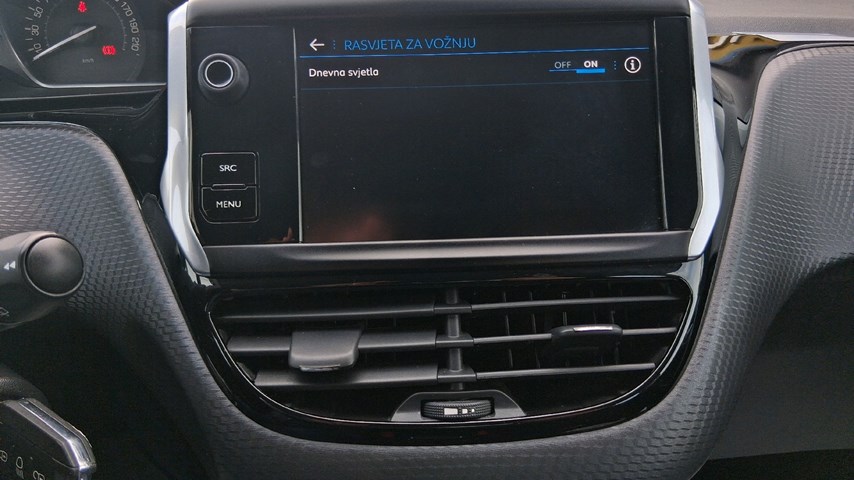 RABLJENO VOZILO PEUGEOT 2008 1,2 PURETECH S-S ACTIVE Mehanički mjenjač BENZIN 100213