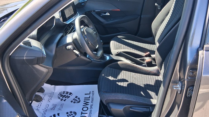 RABLJENO VOZILO PEUGEOT 2008 1,2 PURETECH S-S ACTIVE Mehanički mjenjač BENZIN 100208