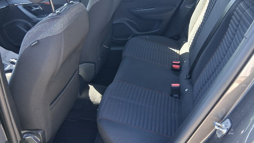 RABLJENO VOZILO PEUGEOT 2008 1,2 PURETECH S-S ACTIVE Mehanički mjenjač BENZIN 100208
