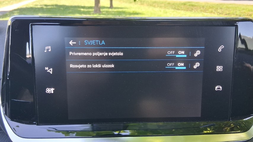 RABLJENO VOZILO PEUGEOT 2008 1,2 PURETECH S-S ACTIVE Mehanički mjenjač BENZIN 100208