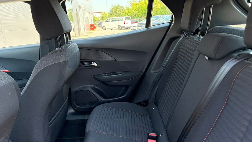 RABLJENO VOZILO PEUGEOT 2008 1,2 PURETECH S-S ACTIVE Mehanički mjenjač BENZIN 100208