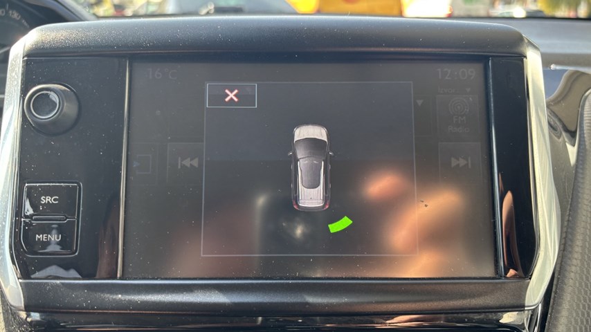 RABLJENO VOZILO PEUGEOT 2008 1,6 HDI Mehanički mjenjač DIESEL 224920