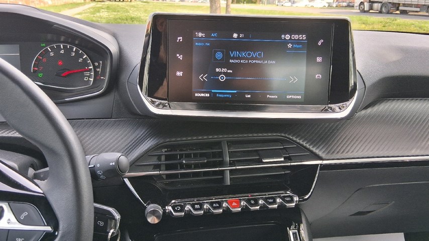 RABLJENO VOZILO PEUGEOT 2008 ACTIVE PACK 1,2 I Mehanički mjenjač BENZIN 100207