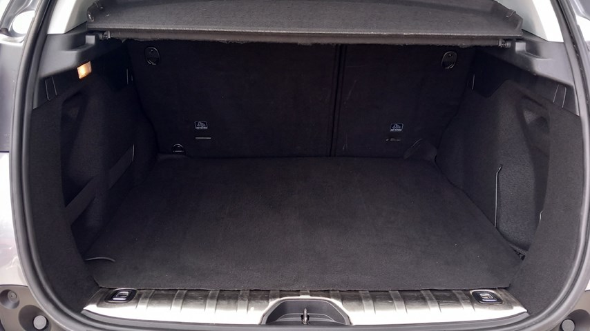 RABLJENO VOZILO PEUGEOT 2008 GT LINE Mehanički mjenjač BENZIN 65744