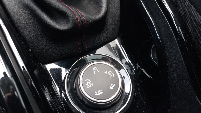 RABLJENO VOZILO PEUGEOT 2008 GT LINE Mehanički mjenjač BENZIN 65744