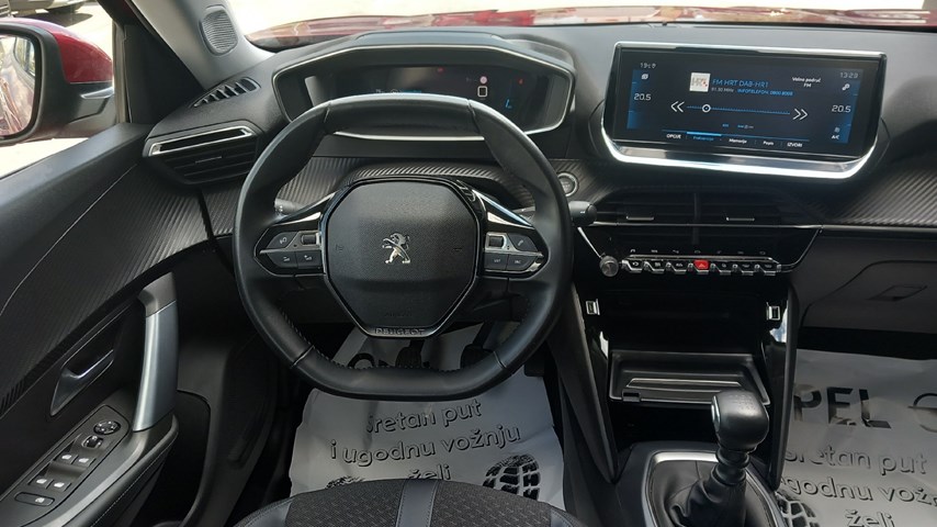 RABLJENO VOZILO PEUGEOT 2008 PURETECH 1,2 Mehanički mjenjač BENZIN 65721