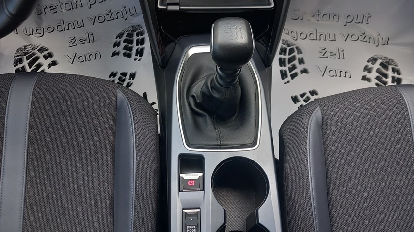 RABLJENO VOZILO PEUGEOT 2008 PURETECH 1,2 Mehanički mjenjač BENZIN 65721