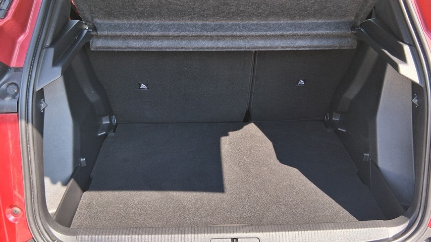 RABLJENO VOZILO PEUGEOT 2008 PURETECH 1,2 Mehanički mjenjač BENZIN 65721