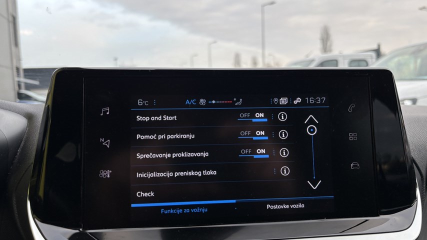 RABLJENO VOZILO PEUGEOT 208 1,2 PURETECH Mehanički mjenjač BENZIN 224519