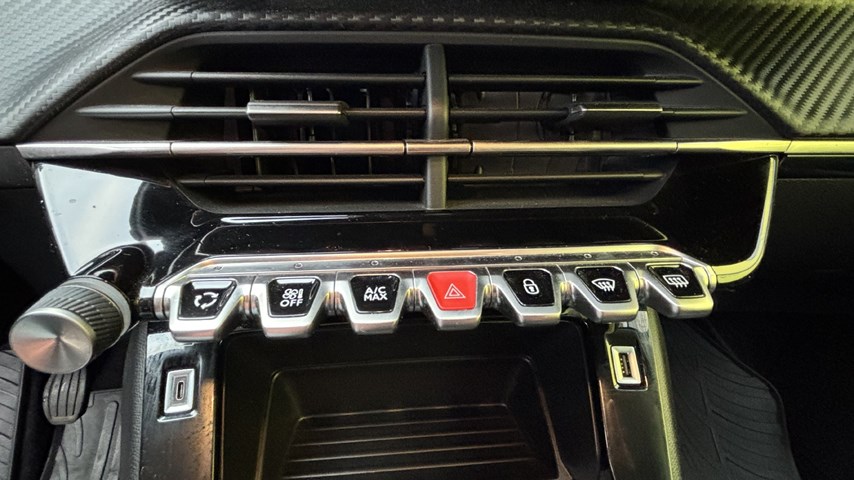 RABLJENO VOZILO PEUGEOT 208 1,2 PURETECH Mehanički mjenjač BENZIN 224519