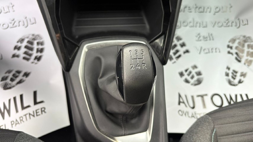 RABLJENO VOZILO PEUGEOT 208 1,2 PURETECH Mehanički mjenjač BENZIN 224519