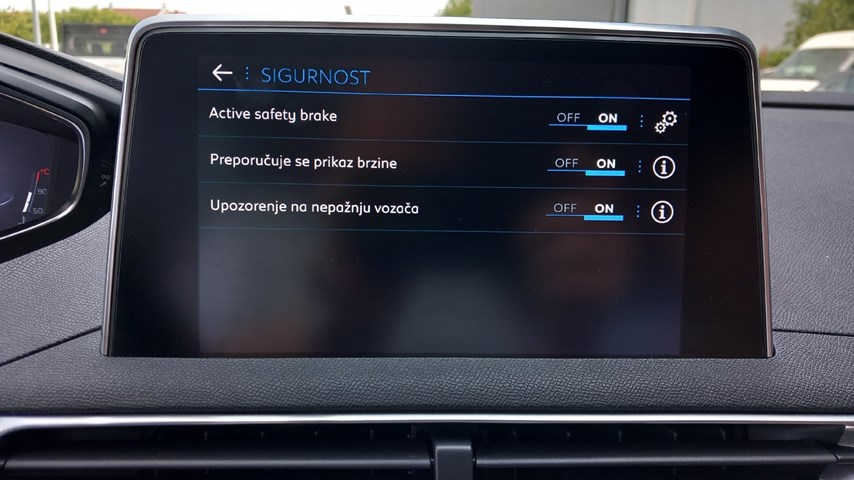 RABLJENO VOZILO PEUGEOT 3008 1,2 Mehanički mjenjač BENZIN 65739