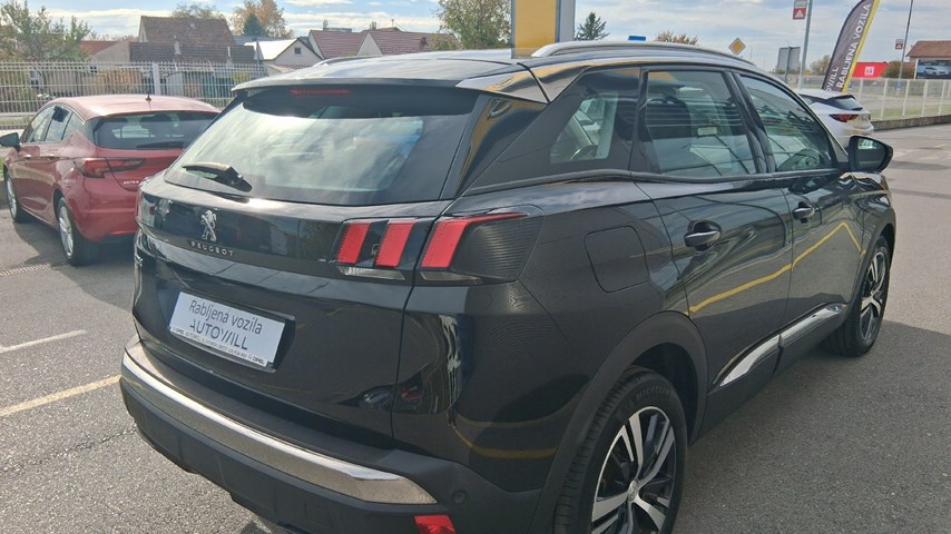 RABLJENO VOZILO PEUGEOT 3008 1,2 PURETECH ALLURE Mehanički mjenjač BENZIN 65760