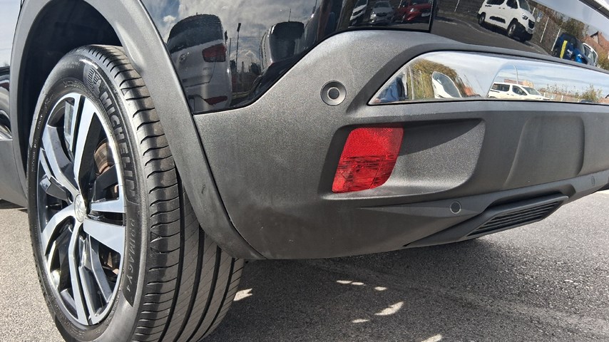 RABLJENO VOZILO PEUGEOT 3008 1,2 PURETECH ALLURE Mehanički mjenjač BENZIN 65760