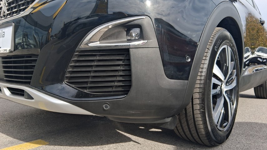 RABLJENO VOZILO PEUGEOT 3008 1,2 PURETECH ALLURE Mehanički mjenjač BENZIN 65760