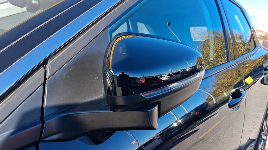 RABLJENO VOZILO PEUGEOT 3008 1,2 PURETECH ALLURE Mehanički mjenjač BENZIN 65760