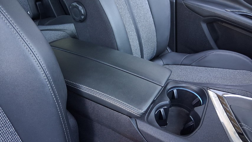 RABLJENO VOZILO PEUGEOT 3008 1,2 PURETECH ALLURE Mehanički mjenjač BENZIN 65760