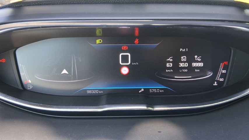 RABLJENO VOZILO PEUGEOT 3008 1,5 D ALLURE Mehanički mjenjač DIESEL 100222