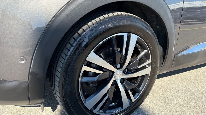 RABLJENO VOZILO PEUGEOT 3008 PURETECH GT 1,2 Mehanički mjenjač BENZIN 65772