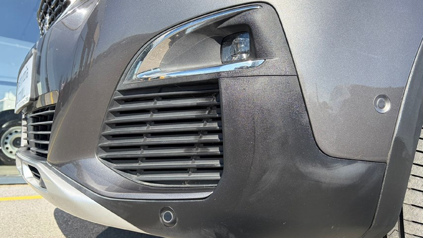 RABLJENO VOZILO PEUGEOT 3008 PURETECH GT 1,2 Mehanički mjenjač BENZIN 65772