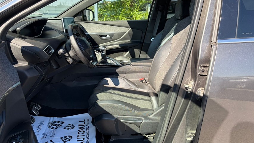 RABLJENO VOZILO PEUGEOT 3008 PURETECH GT 1,2 Mehanički mjenjač BENZIN 65772