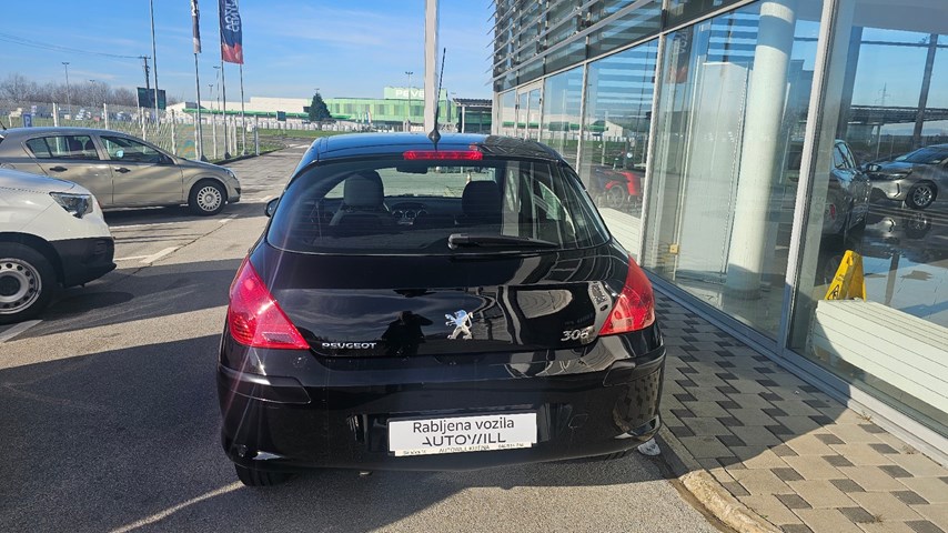 RABLJENO VOZILO PEUGEOT 308 1,4 COMFORT Mehanički mjenjač BENZIN 224468
