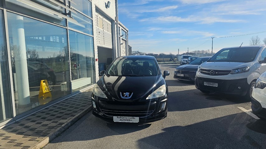 RABLJENO VOZILO PEUGEOT 308 1,4 COMFORT Mehanički mjenjač BENZIN 224468