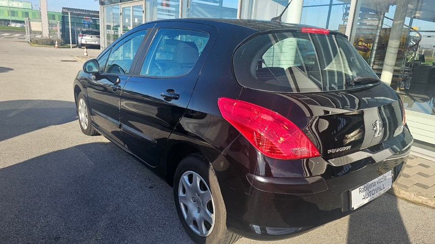 RABLJENO VOZILO PEUGEOT 308 1,4 COMFORT Mehanički mjenjač BENZIN 224468