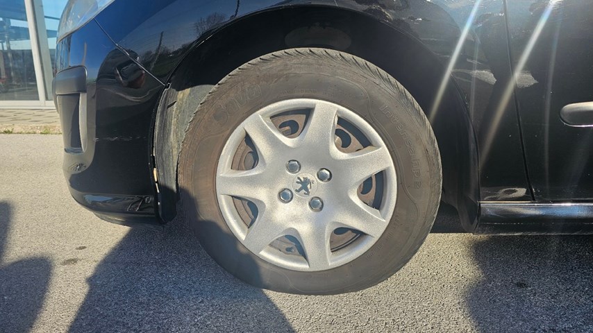 RABLJENO VOZILO PEUGEOT 308 1,4 COMFORT Mehanički mjenjač BENZIN 224468