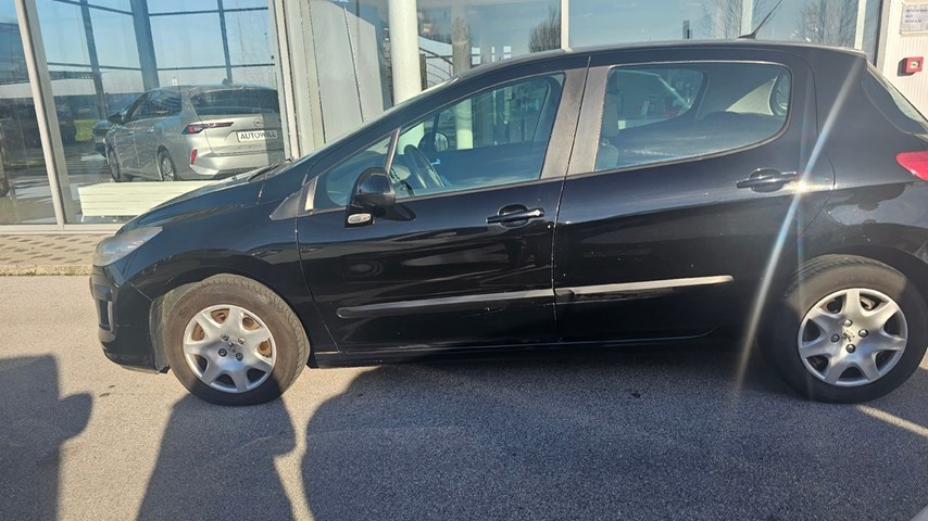 RABLJENO VOZILO PEUGEOT 308 1,4 COMFORT Mehanički mjenjač BENZIN 224468