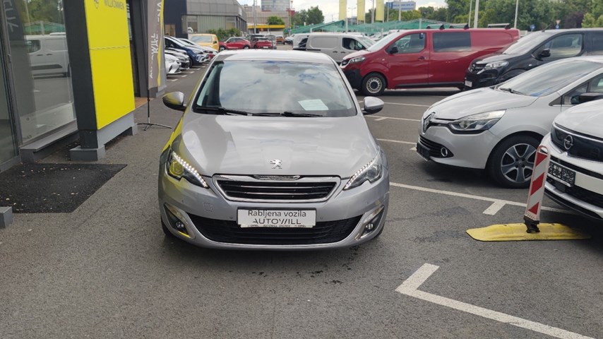 RABLJENO VOZILO PEUGEOT 308 1,6 HDI Mehanički mjenjač DIESEL 223897