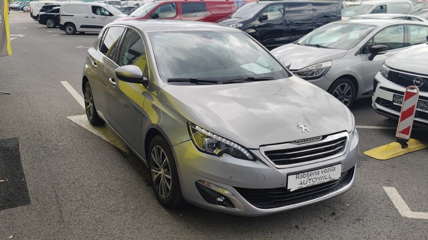RABLJENO VOZILO PEUGEOT 308 1,6 HDI Mehanički mjenjač DIESEL 223897