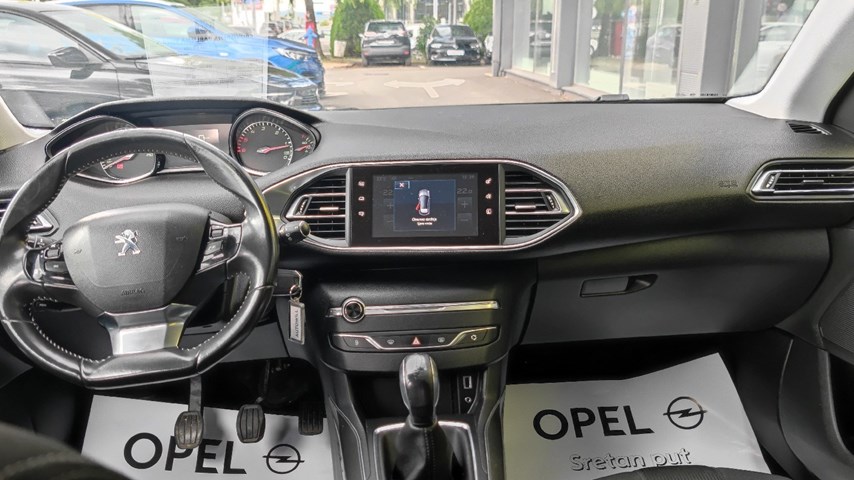 RABLJENO VOZILO PEUGEOT 308 1,6 HDI Mehanički mjenjač DIESEL 223897