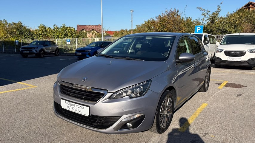 RABLJENO VOZILO PEUGEOT 308 1,6 HDI Mehanički mjenjač DIESEL 223897