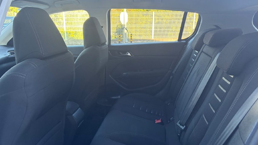 RABLJENO VOZILO PEUGEOT 308 1,6 HDI Mehanički mjenjač DIESEL 223897