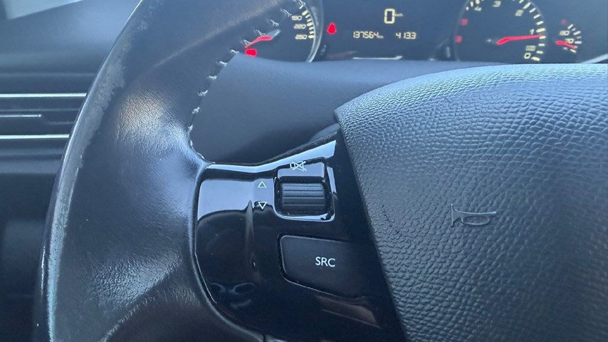 RABLJENO VOZILO PEUGEOT 308 1,6 HDI Mehanički mjenjač DIESEL 223897