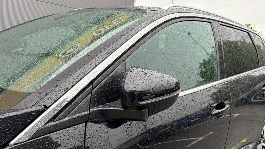 RABLJENO VOZILO PEUGEOT 5008 GT 1,5 HDI Mehanički mjenjač DIESEL 100236