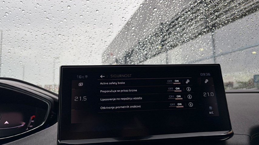 RABLJENO VOZILO PEUGEOT 5008 GT 1,5 HDI Mehanički mjenjač DIESEL 100236
