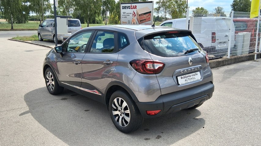 RABLJENO VOZILO RENAULT CAPTUR 0,9 Tce 90 ZEN Mehanički mjenjač BENZIN 224254