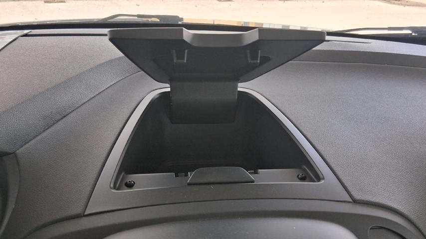 RABLJENO VOZILO RENAULT CAPTUR 0,9 Tce 90 ZEN Mehanički mjenjač BENZIN 224254