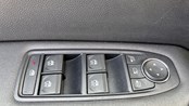 RABLJENO VOZILO RENAULT CAPTUR 1,0 Mehanički mjenjač BENZIN 100216