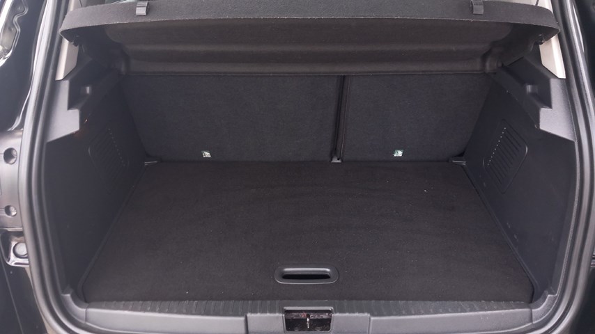 RABLJENO VOZILO RENAULT CAPTUR 1,5 DCI Mehanički mjenjač DIESEL 65732