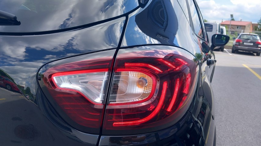 RABLJENO VOZILO RENAULT CAPTUR 1,5 DCI Mehanički mjenjač DIESEL 65732